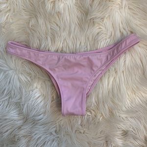 Cheeky bikini bottoms